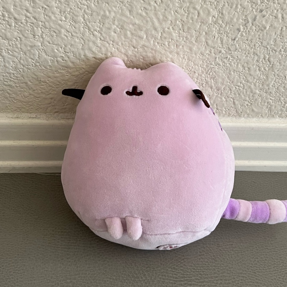 6 inch pastel lavender Pusheen Plush Cat